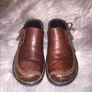 Eastland side on clogs